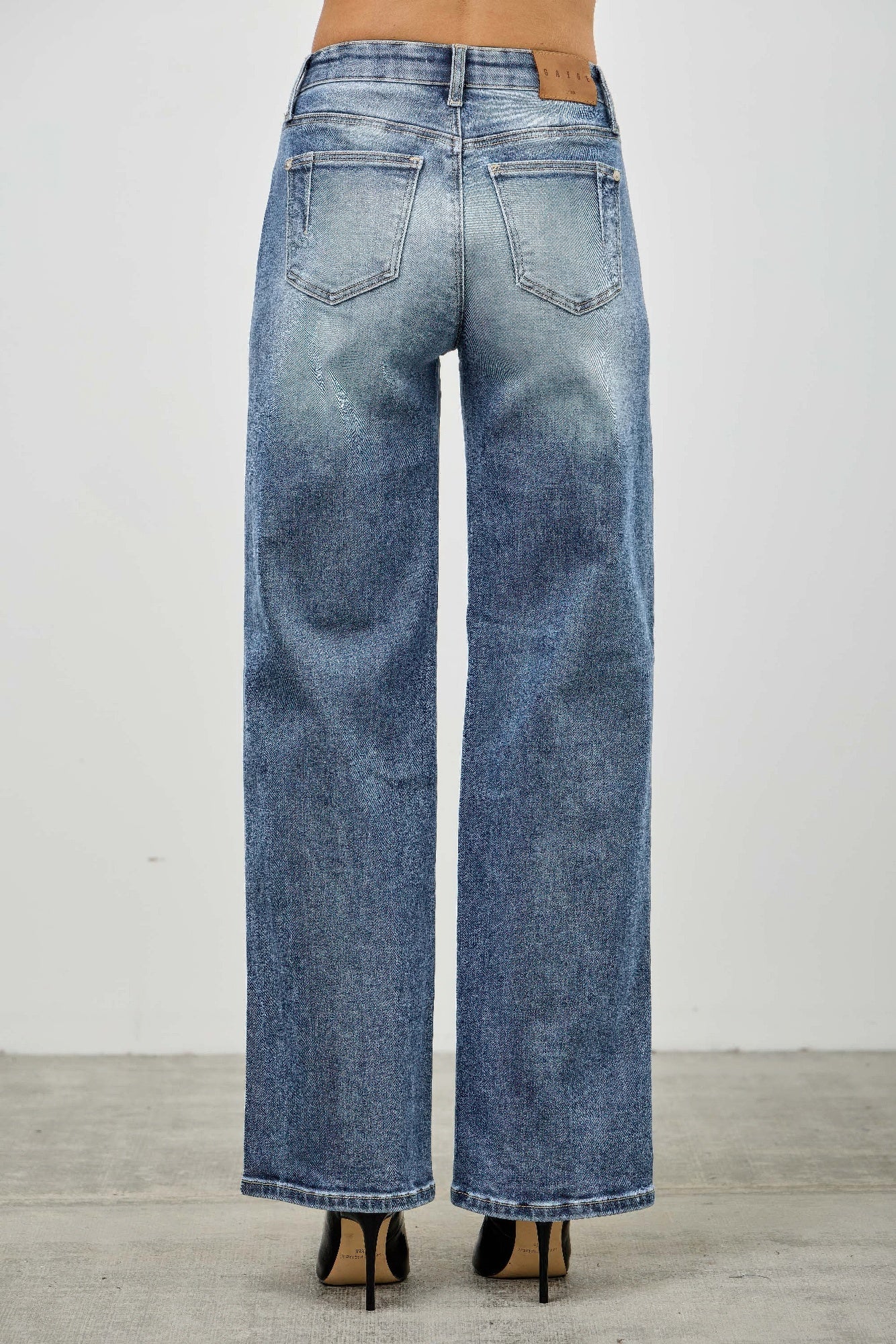 Women's Mid Rise Straight Leg Pintuck Denim Jean Pants