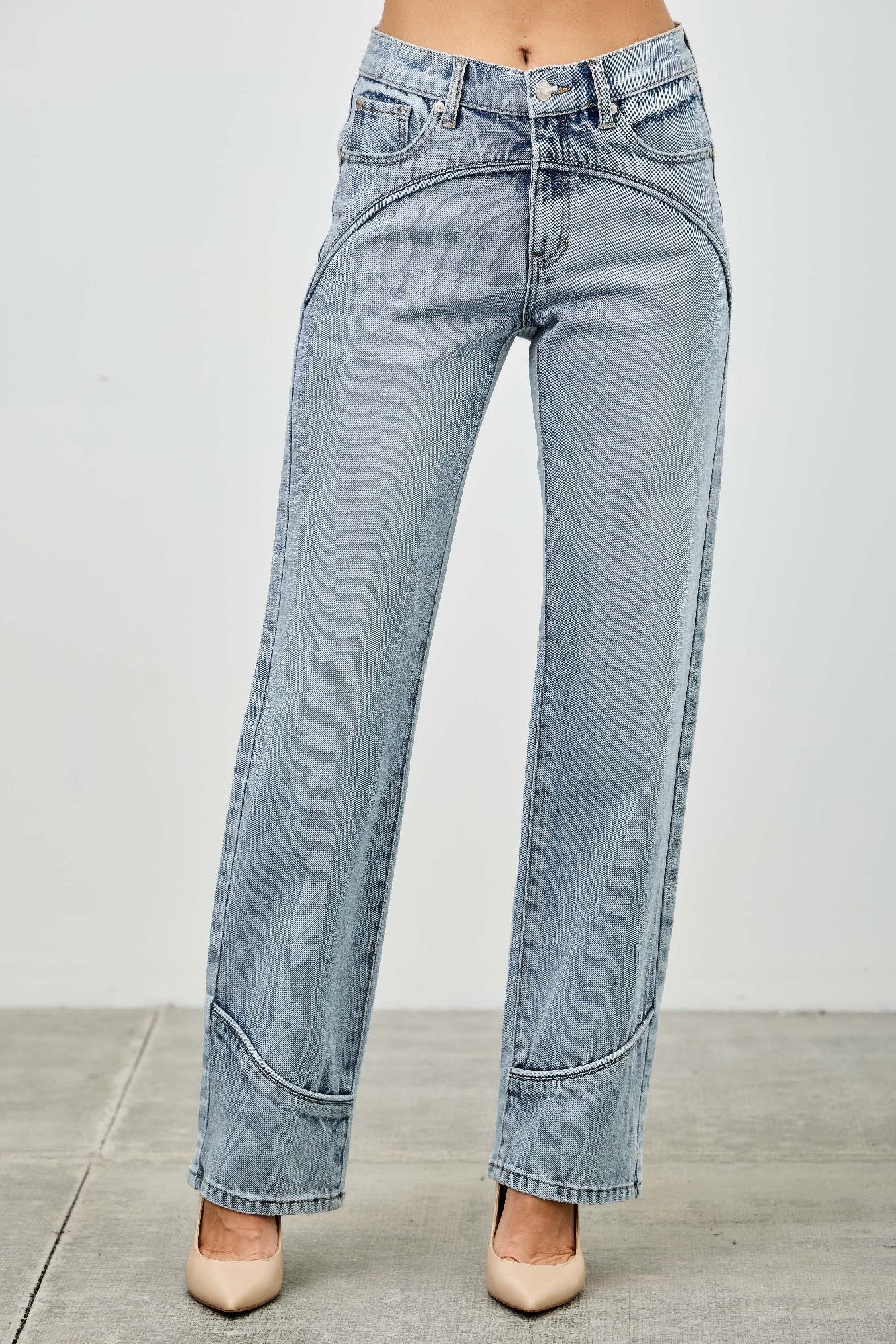 Mid Rise Straight Blue Jeans With Piping Detail