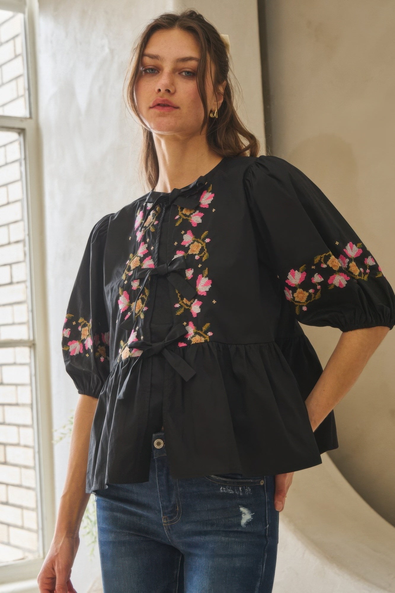 Poplin Front Ribbon Tie Blouse