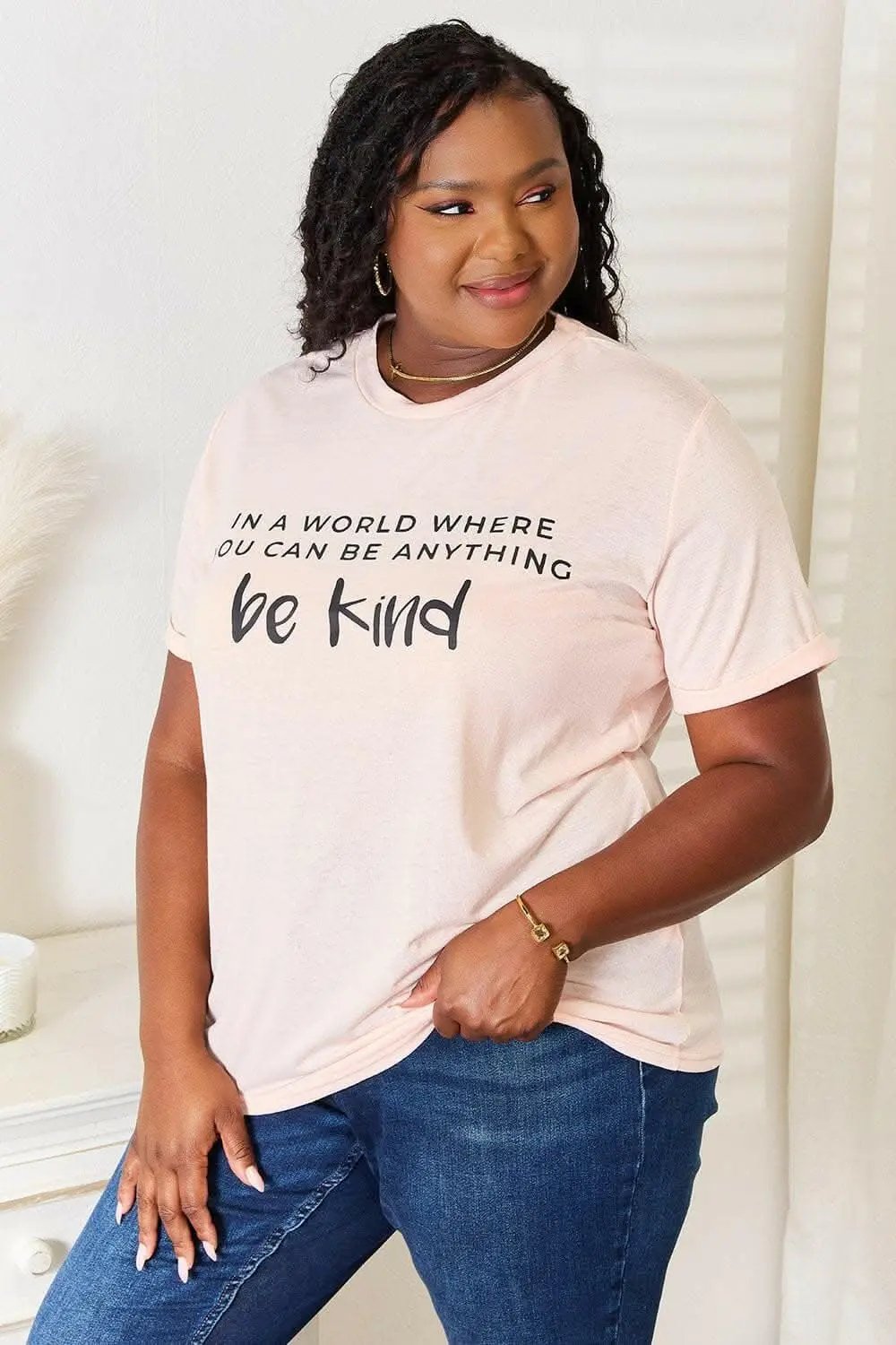 T-Shirts Trendsi Love Statement Tee Women's Casual Graphic Top Soft Material, Cuffed Sleeves