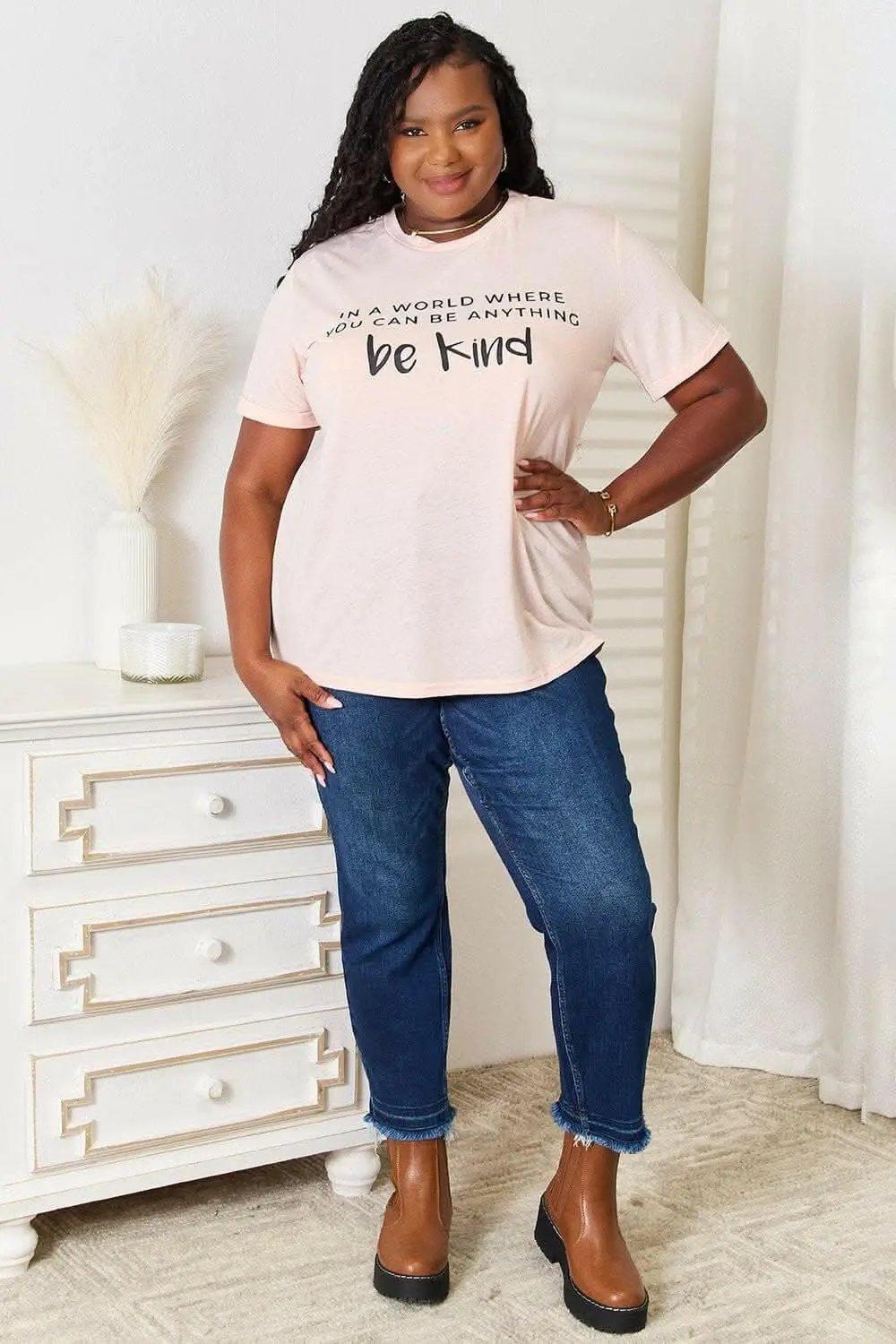 T-Shirts Trendsi Love Statement Tee Women's Casual Graphic Top Soft Material, Cuffed Sleeves