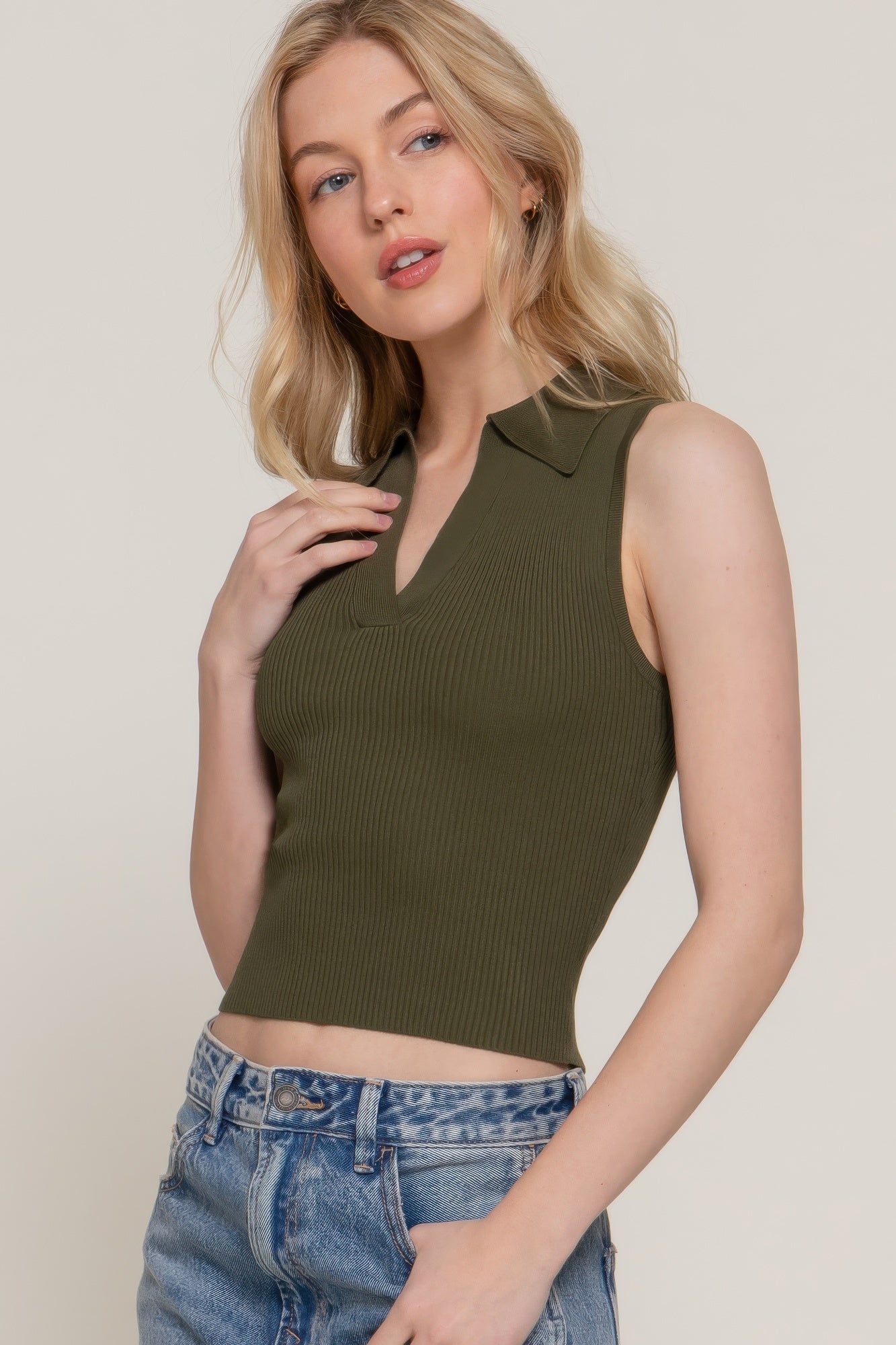 Sleeveless Polo Spring Sweater