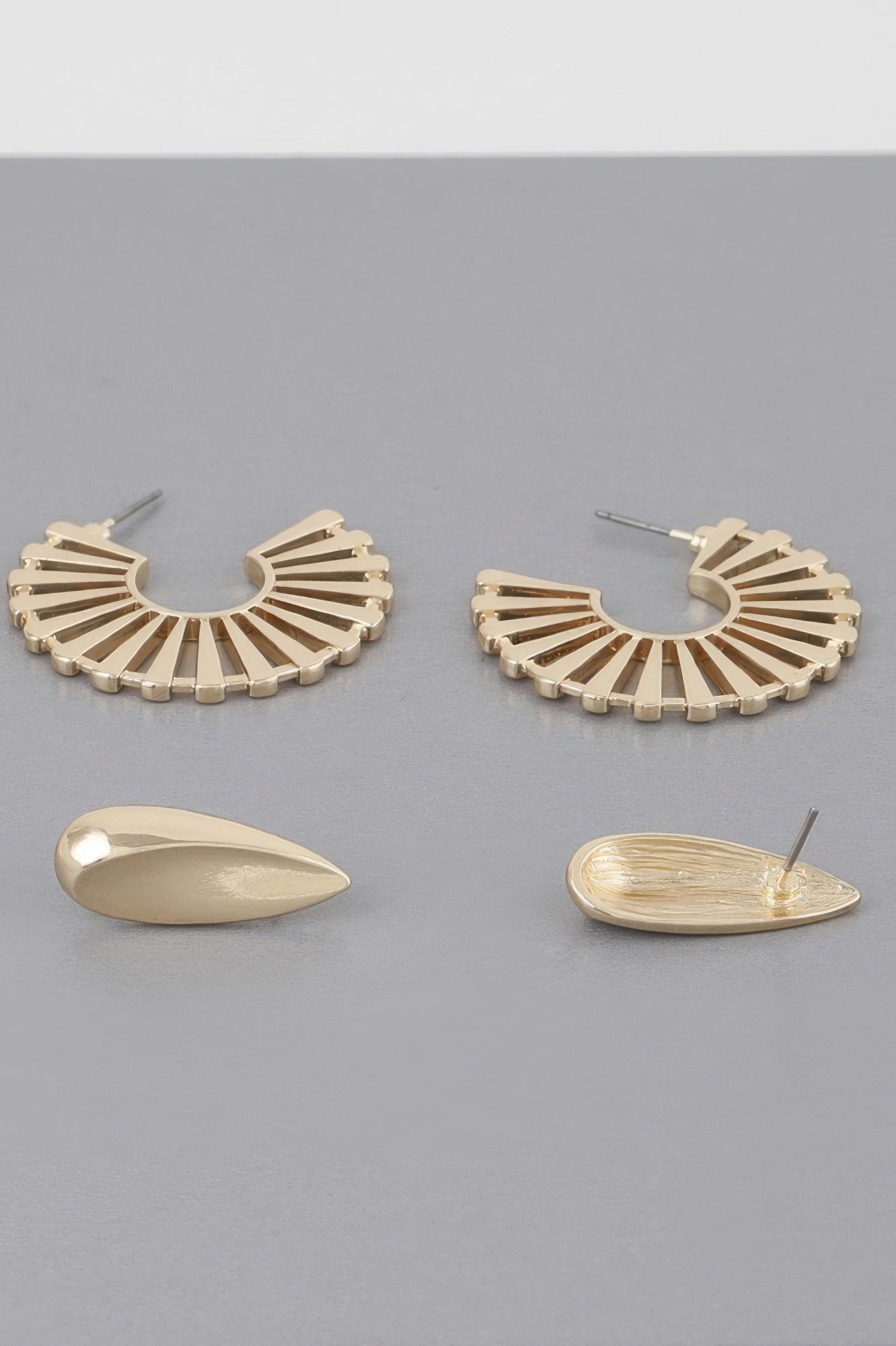 Sunray Flat Hoop Earrings Set