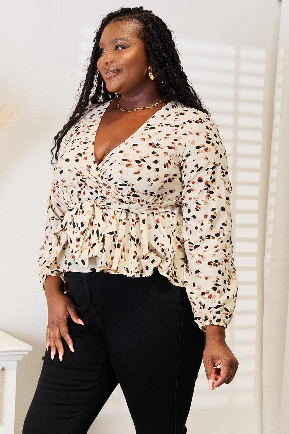 T-Shirts Trendsi Vibrant plunge peplum top - tied detail - Premium Quality