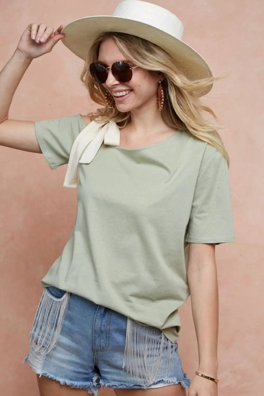 T-Shirts Trendsi One-Shoulder Tee Women's Casual T-Shirt Ribbon Tie Detail, Trendy Top